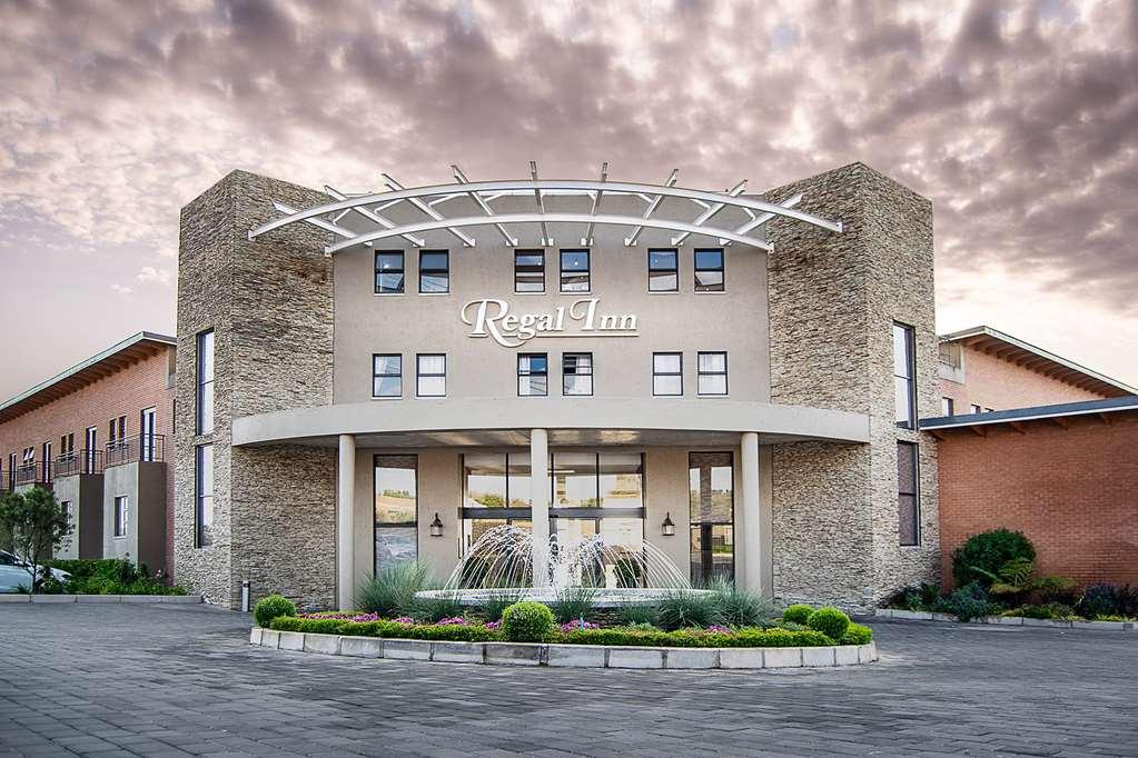 Regal Inn Hotel מידרנד מראה חיצוני תמונה