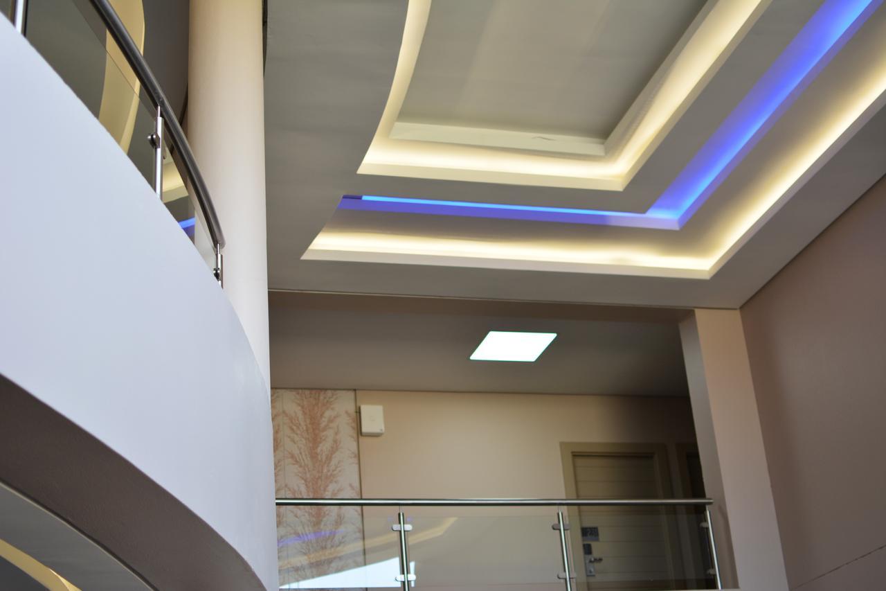 Regal Inn Hotel מידרנד מראה חיצוני תמונה