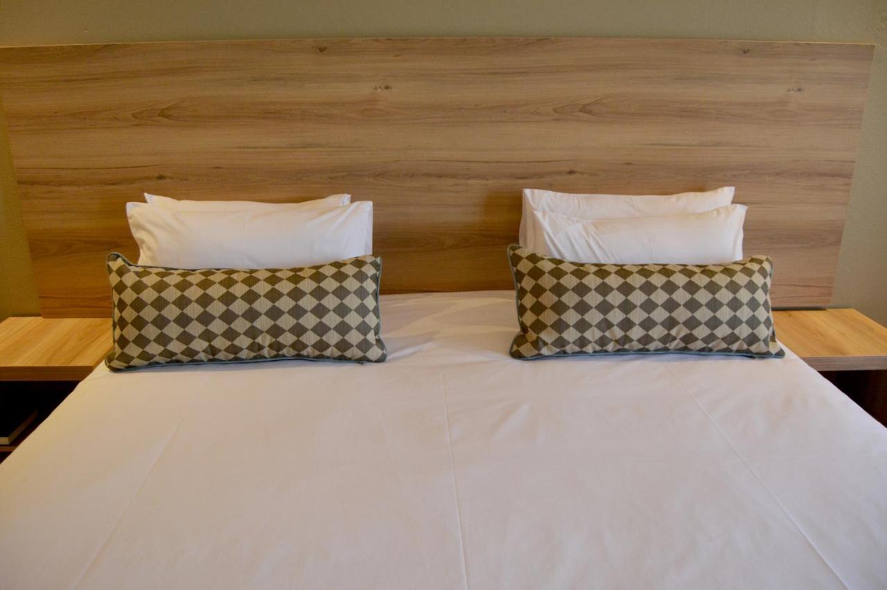 Regal Inn Hotel מידרנד מראה חיצוני תמונה